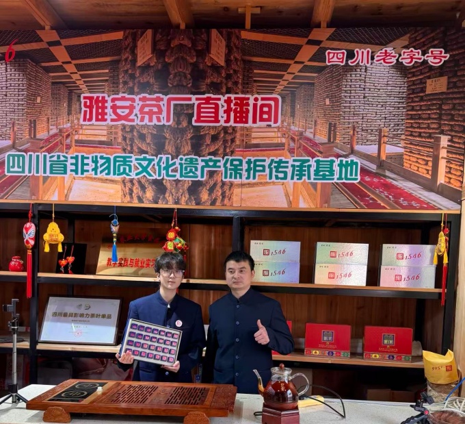 a51eba05fd1c7cbba227dcbf79a6b5e9.jpg a51eba05fd1c7cbba227dcbf79a6b5e9.jpg